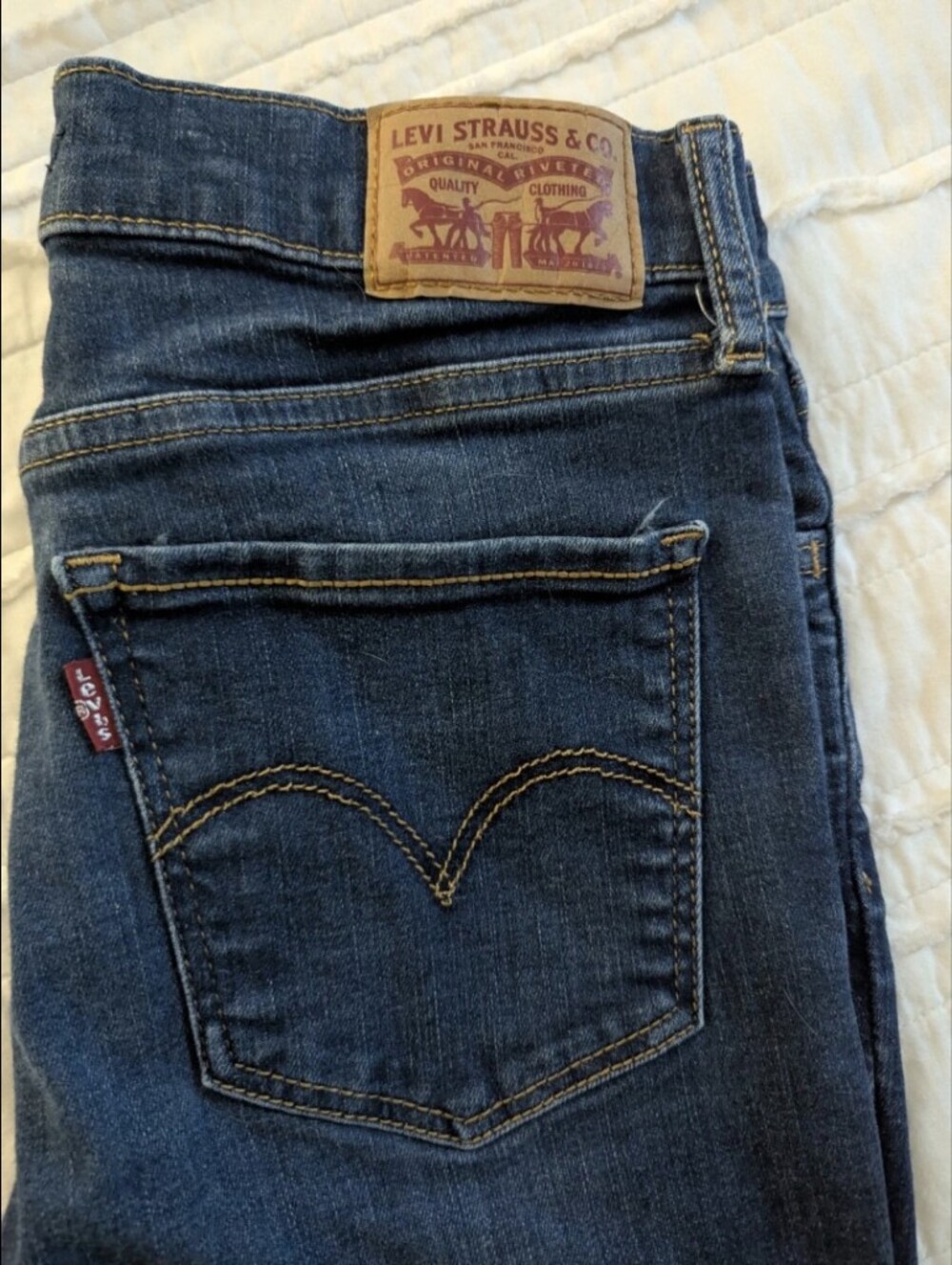 Levi's Woman's Dark Blue Straight Fit Jeans
